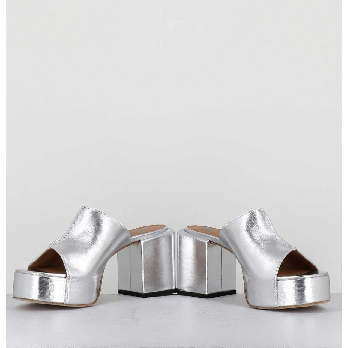 Mules A Plateforme En Cuir Metallise Argent - 1Gs444 Rabat Argento