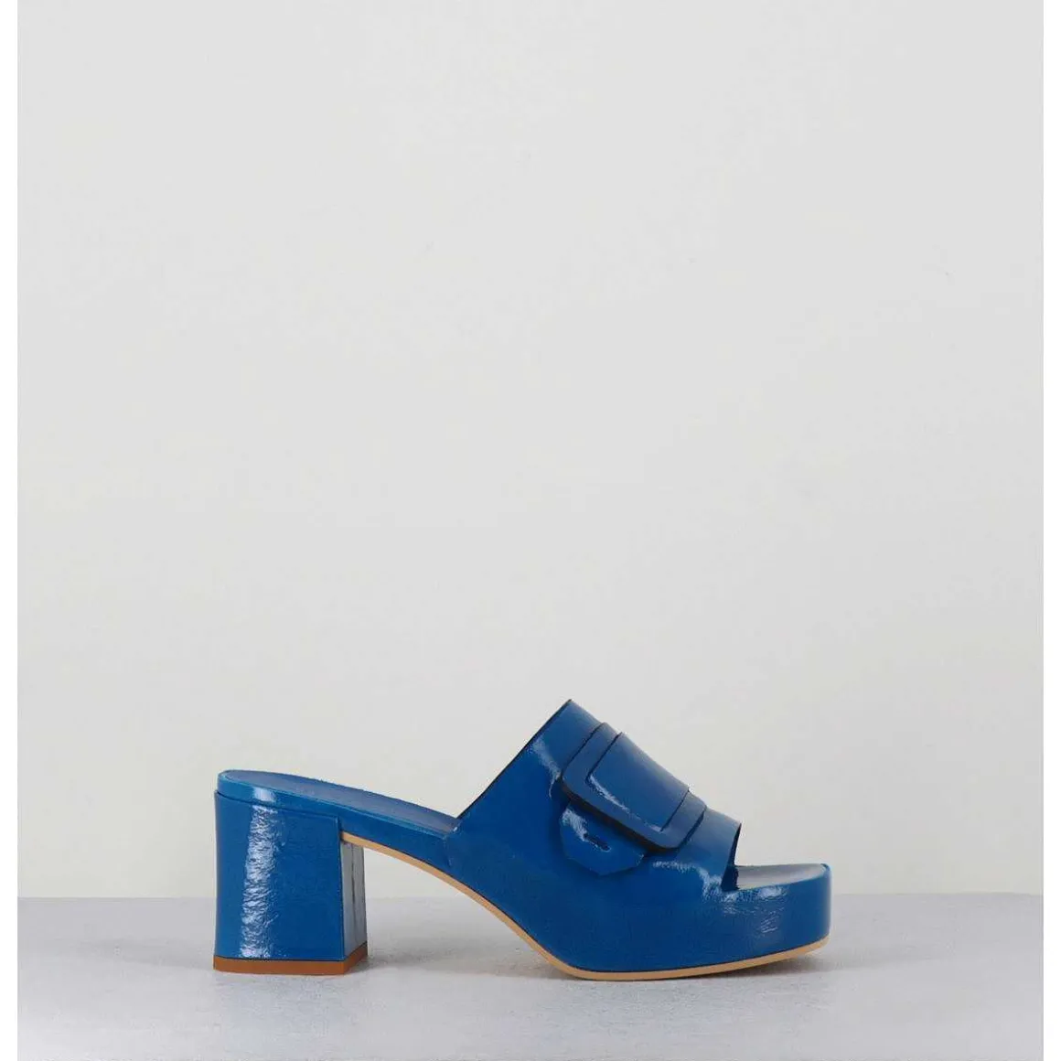 Mules A Plateforme Petit Talon Vernis Bleu - 11532 Vetro Sky