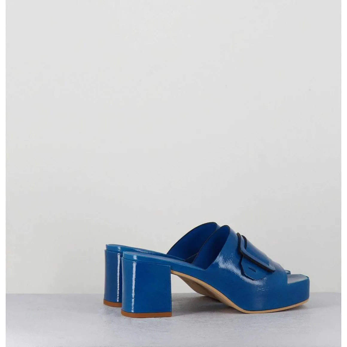 Mules A Plateforme Petit Talon Vernis Bleu - 11532 Vetro Sky