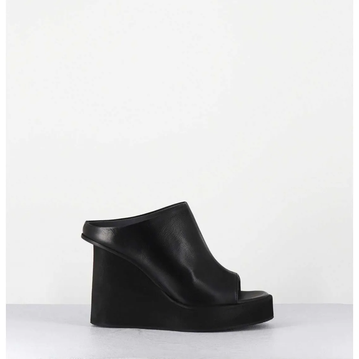 Mules Compensees Destructure En Cuir Noir - 3781 Gas Nero