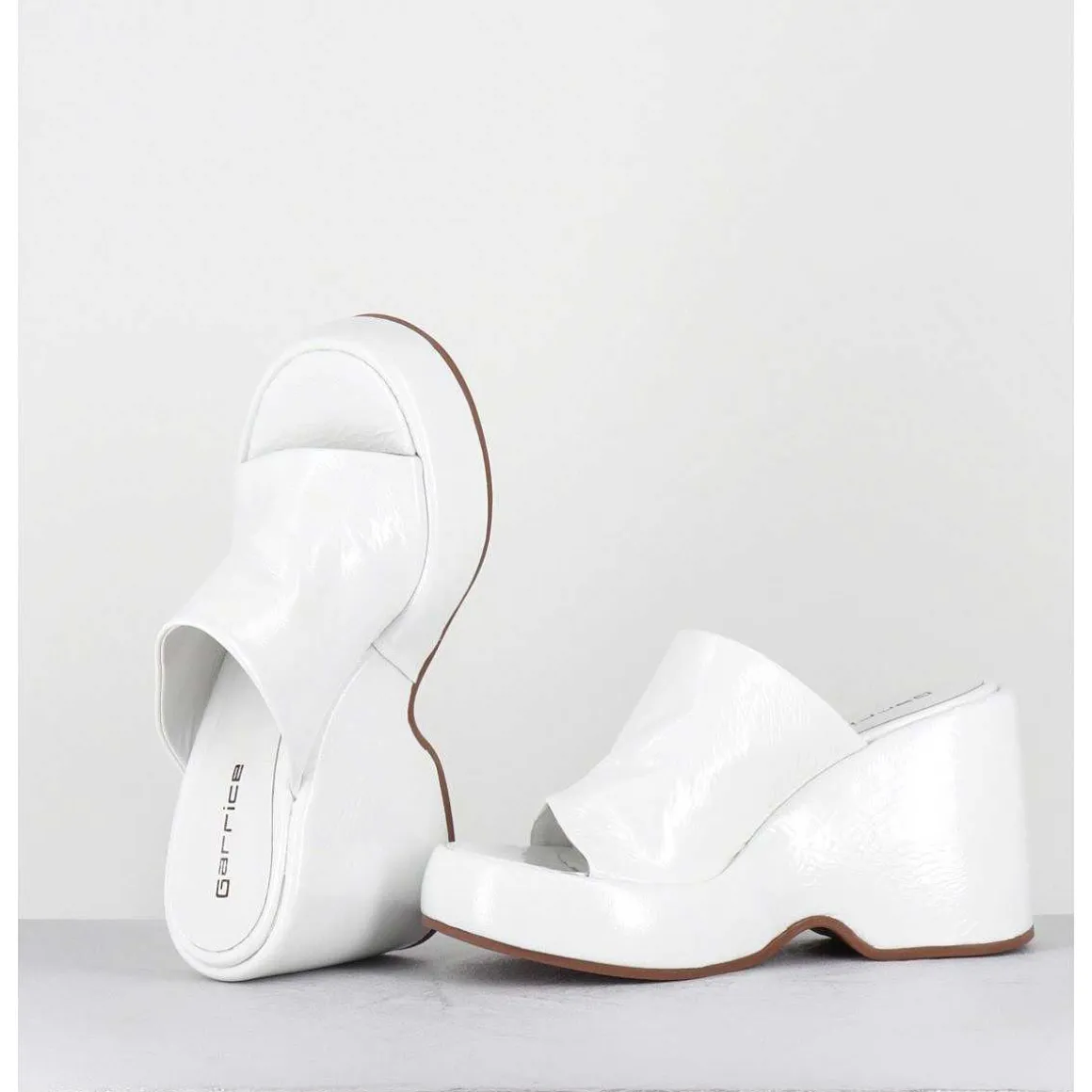 Mules Compensees 90S En Cuir Vernis Blanc - Masa4 Cindy Bianco