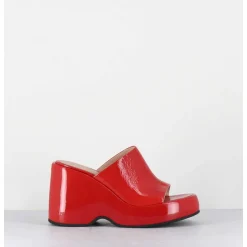 Mules Compensees 90S En Cuir Vernis Rouge - Masa1 Cindy Rosso