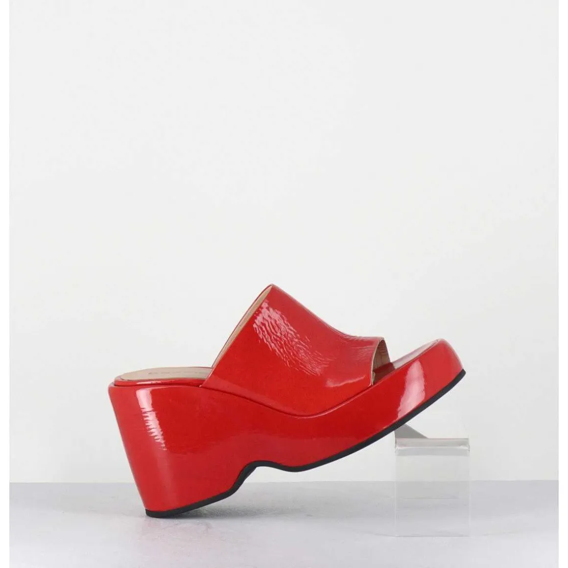 Mules Compensees 90S En Cuir Vernis Rouge - Masa1 Cindy Rosso