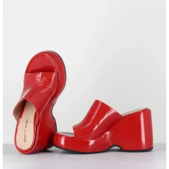 Mules Compensees 90S En Cuir Vernis Rouge - Masa1 Cindy Rosso