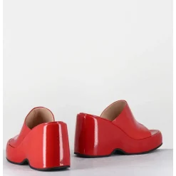 Mules Compensees 90S En Cuir Vernis Rouge - Masa1 Cindy Rosso