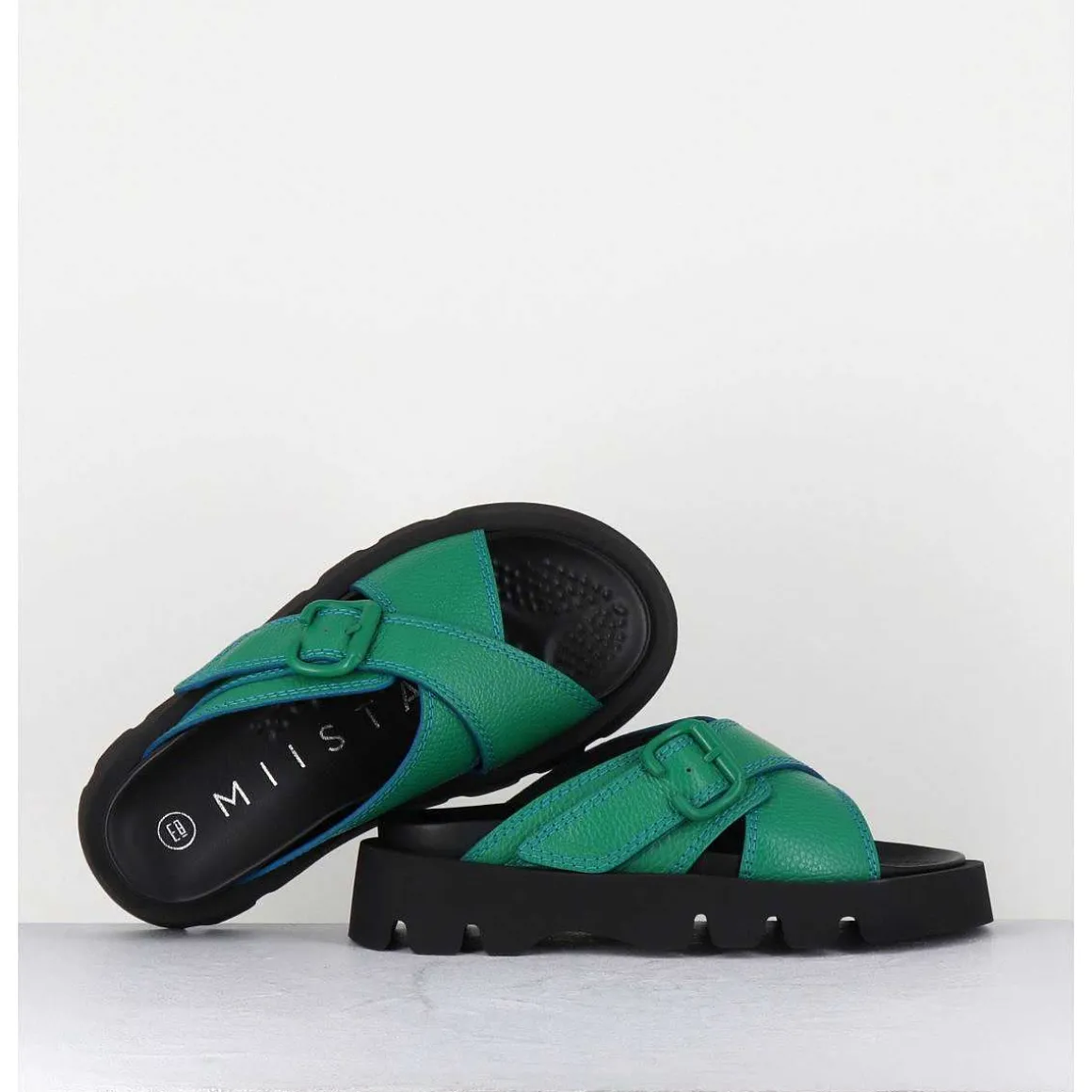 Mules En Cuir Vert Semelle Crantee - Lacey Green Sandals