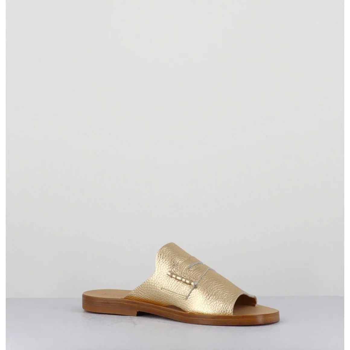 Mules Plates En Cuir Metallise Or - Reisand Laminato