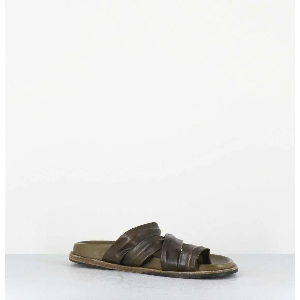 Mules Plates Entre-Doigts En Cuir Souple Kaki - Kerem Tuffato Forest