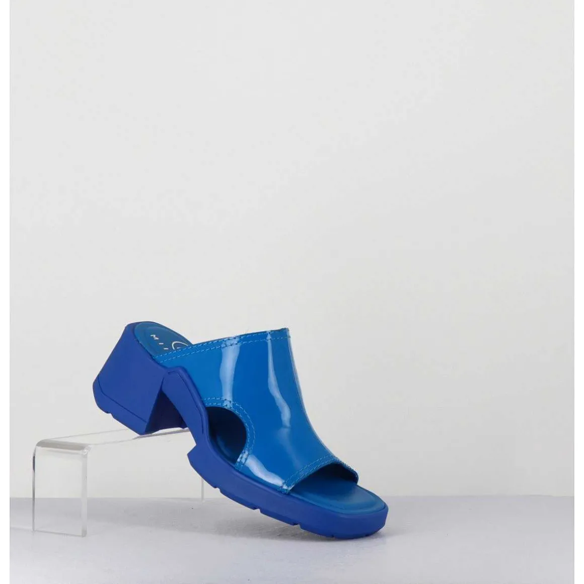 Mules 90S Cuir Vernis Bleu & Surpiqures - Tawny Blue Mules