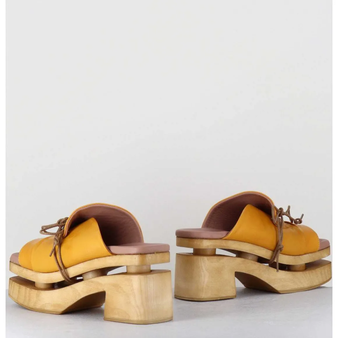 Original 70S Platform Mules Cuir Jaune - Priva Suave Sunflower