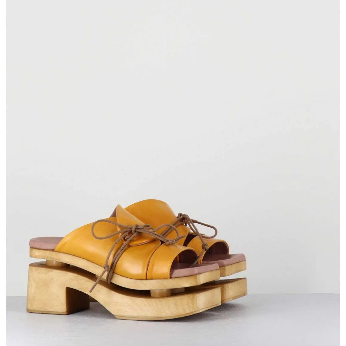 Original 70S Platform Mules Cuir Jaune - Priva Suave Sunflower
