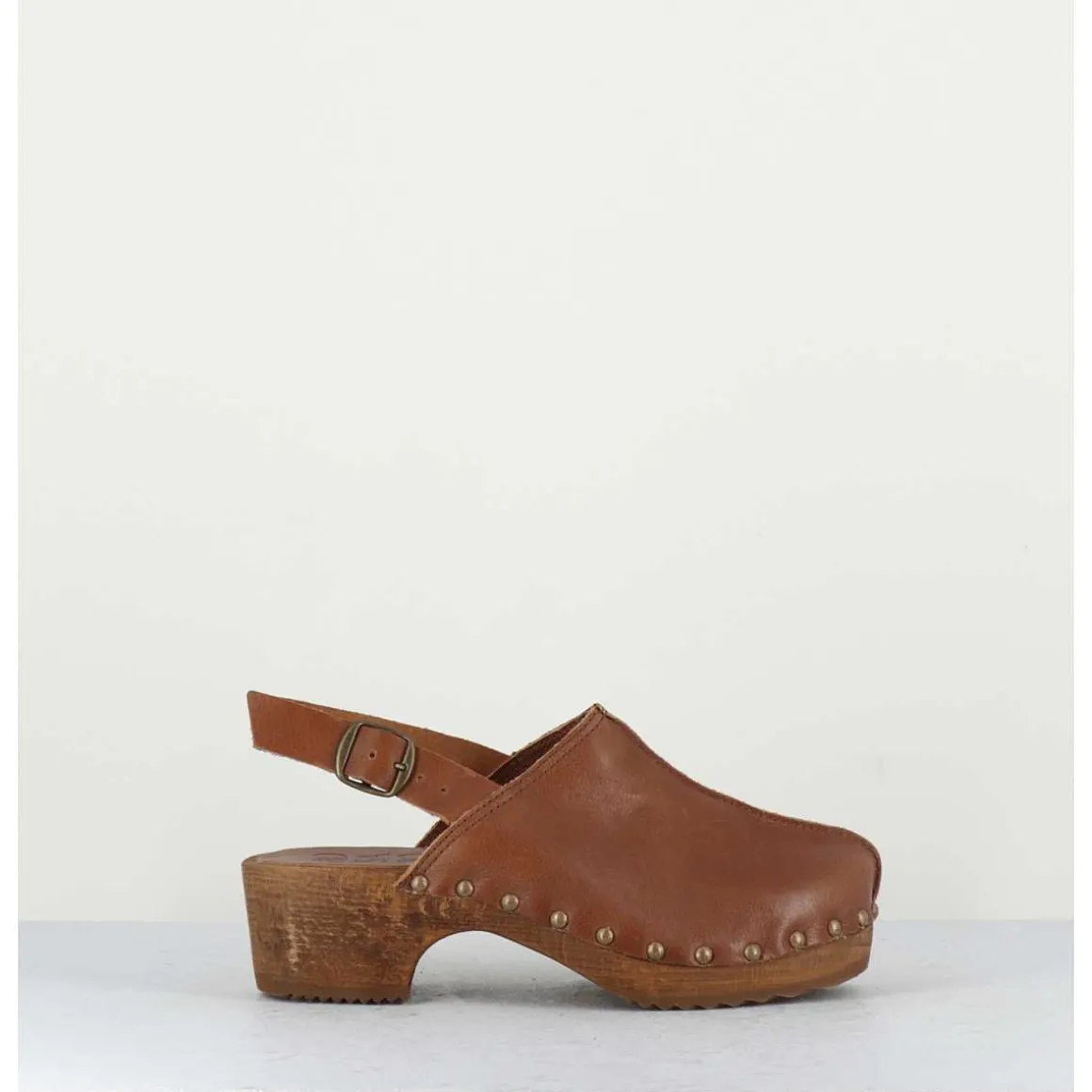 Sabots A Bride Cuir Camel & Rivets Bronze - 288 Vegetal Antico