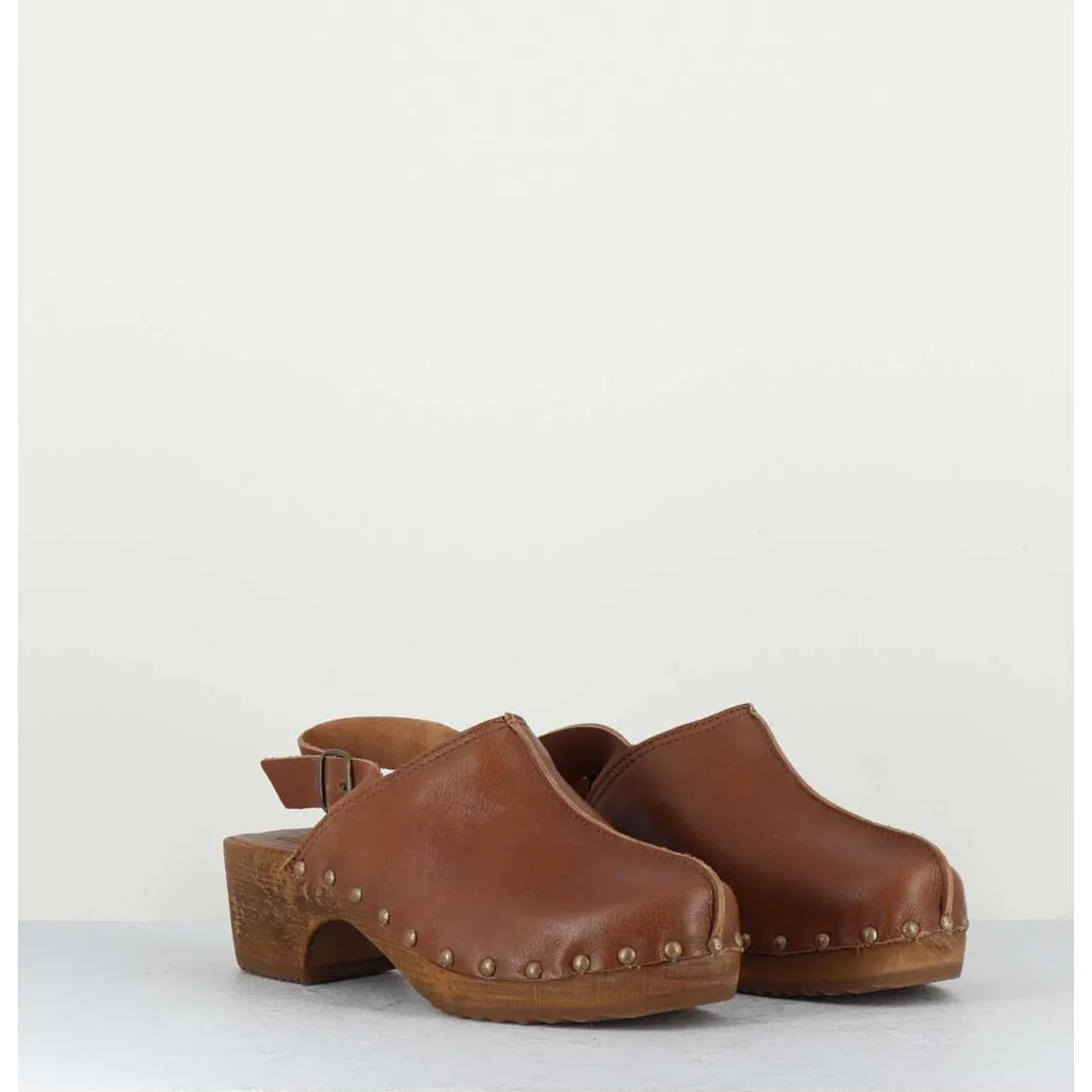Sabots A Bride Cuir Camel & Rivets Bronze - 288 Vegetal Antico
