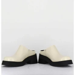 Sabots En Cuir Lisse Beige - Odile Beige Mules