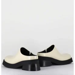 Sabots En Cuir Lisse Beige - Odile Beige Mules