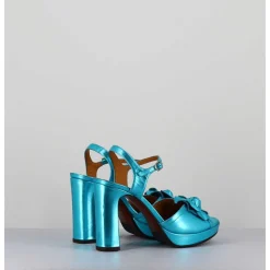 Sandales A Fleur En Cuir Metallise Bleu Talon Haut - Catina Citroen Sky