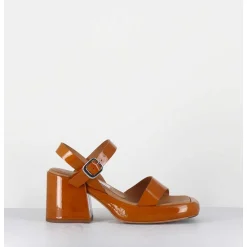 Sandales A Plateforme En Cuir Vernis Camel - Beverly Camel Sandals