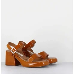 Sandales A Plateforme En Cuir Vernis Camel - Beverly Camel Sandals