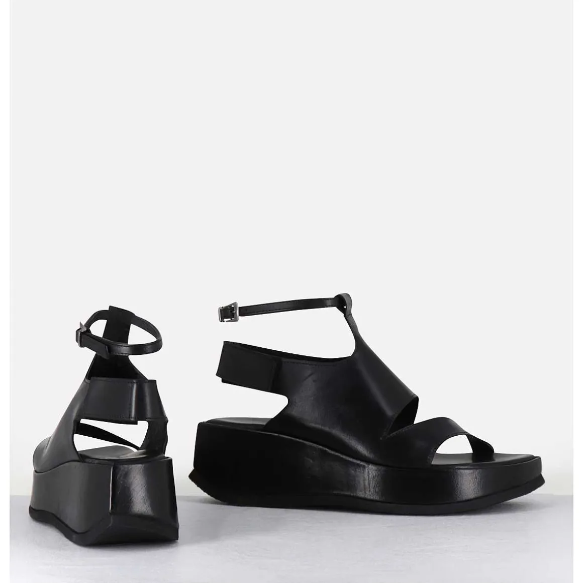 Sandales Asymetriques En Cuir Noir & Semelle Bloc Legere - Gala2 Buffy Nero