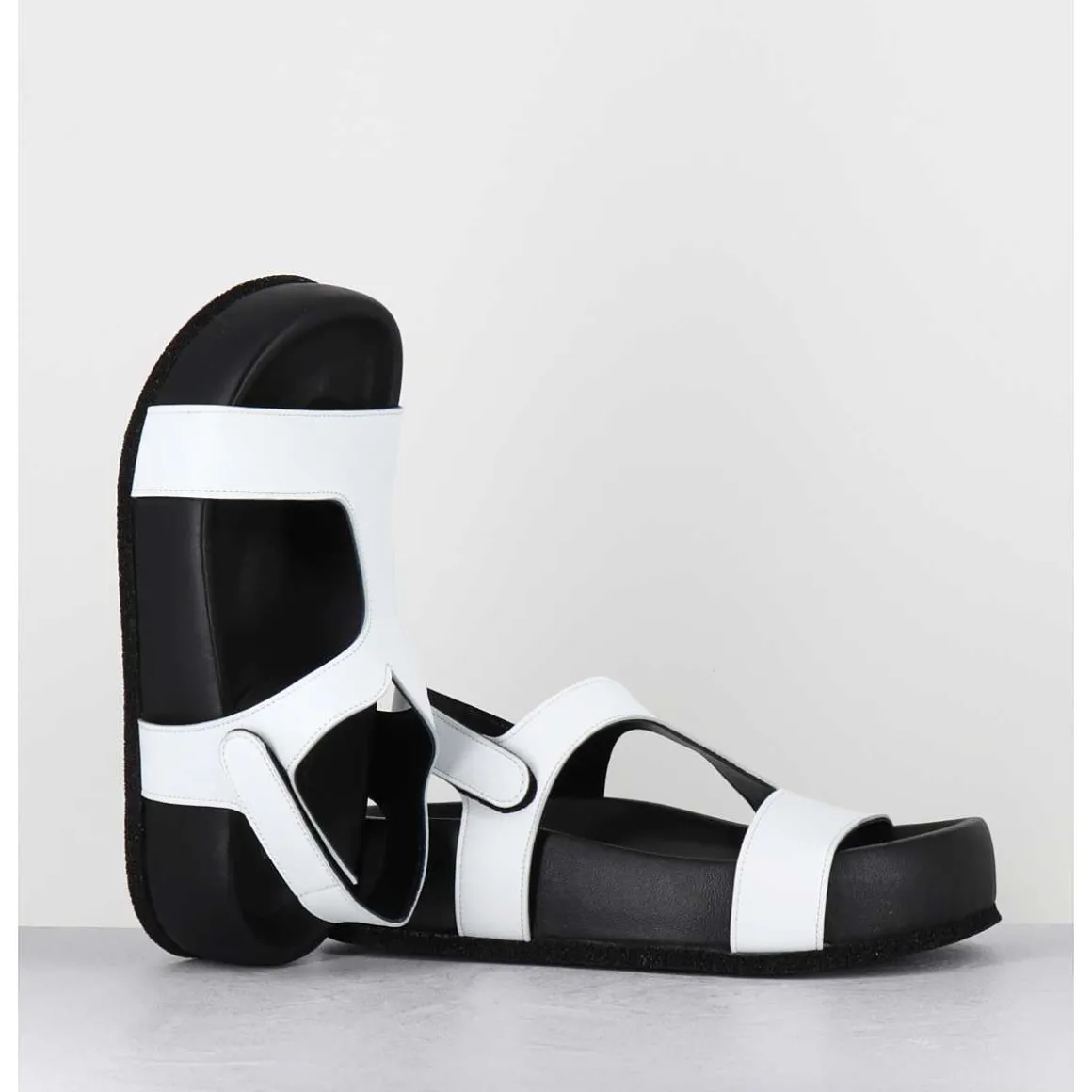 Sandales En Cuir Noir & Blanc Semelle Epaisse - Gava Buffy White