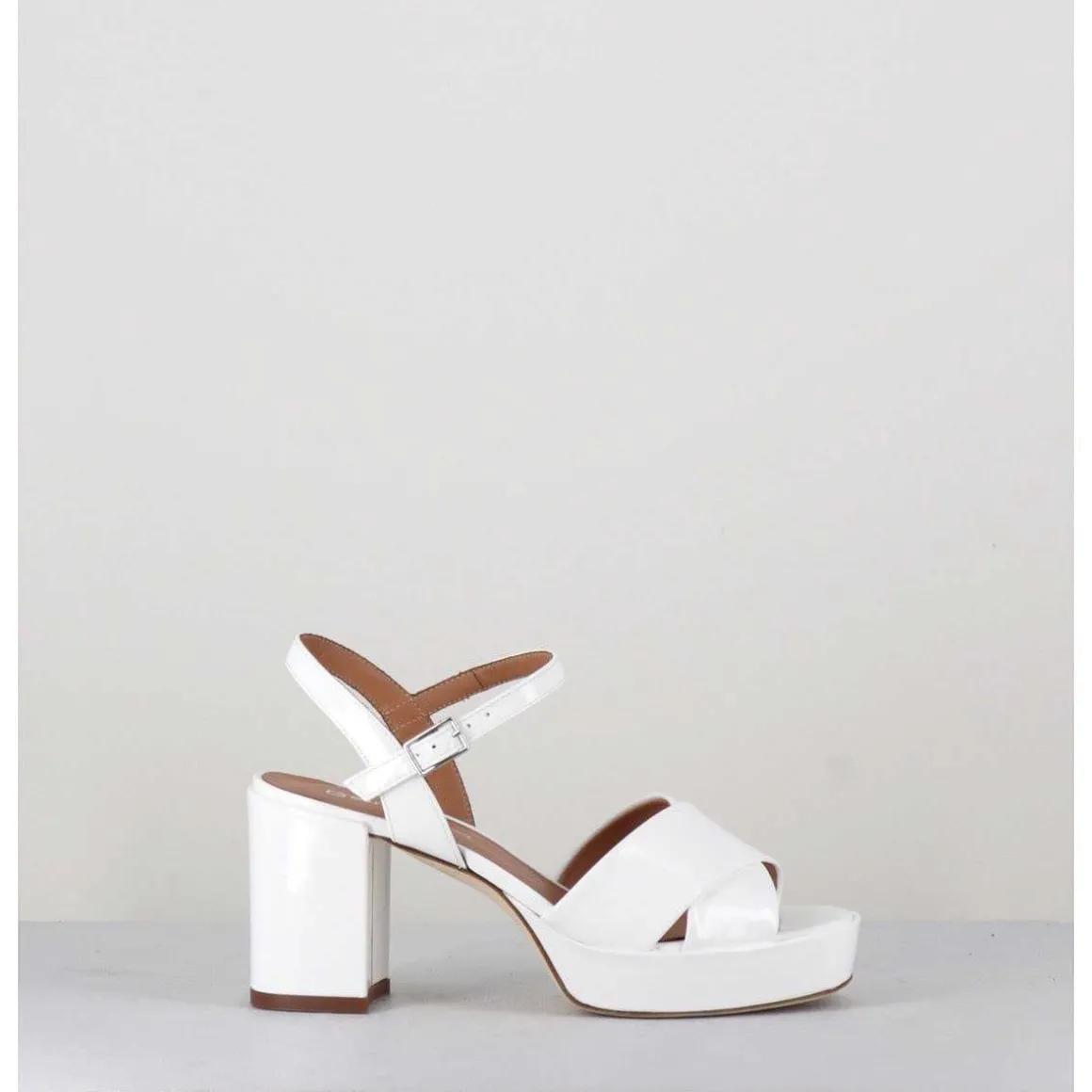 Sandales En Cuir Vernis Blanc - Julia23 Bianco