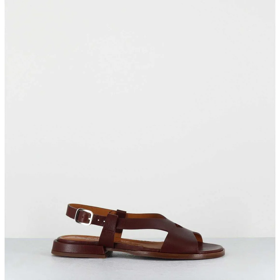 Sandales Plates En Cuir Marron - Wenta Pitbul Terra