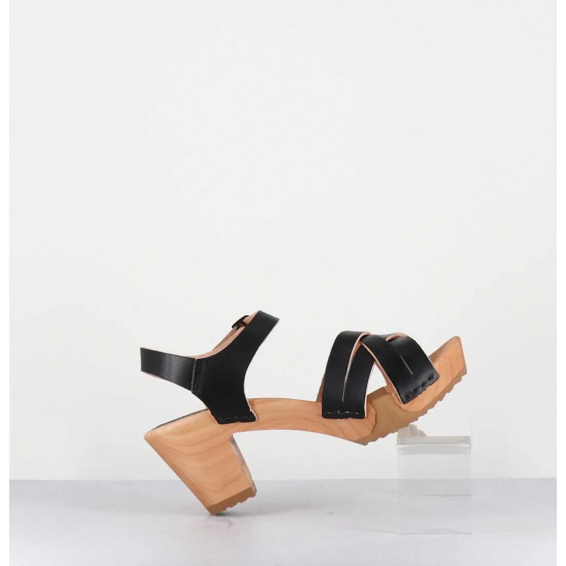 Sandales-Sabots A Talon Leger Cuir Noir - 236-109 Veg Noir