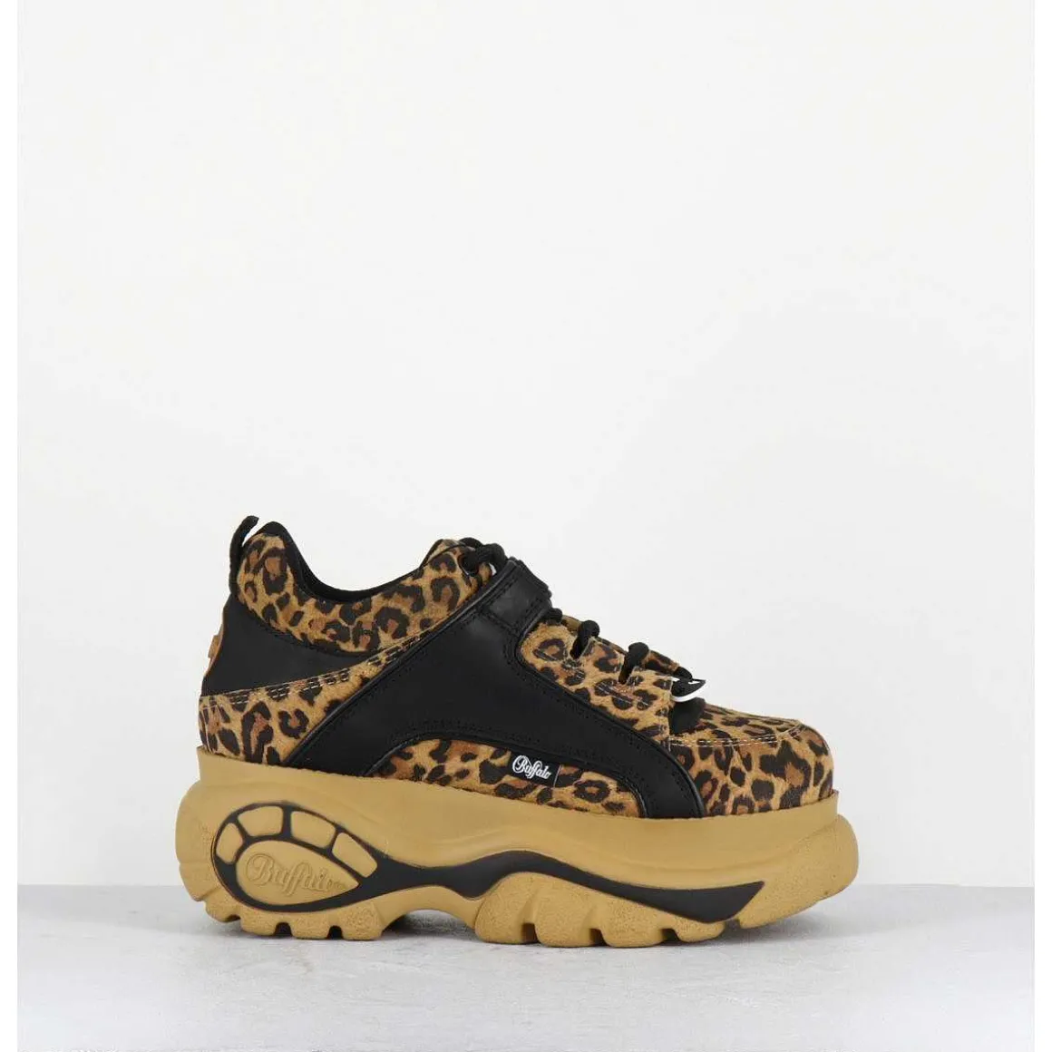 Sneakers Cuir Imprime Leopard A Plateforme Buffalo Original - 1339 Leo Beige