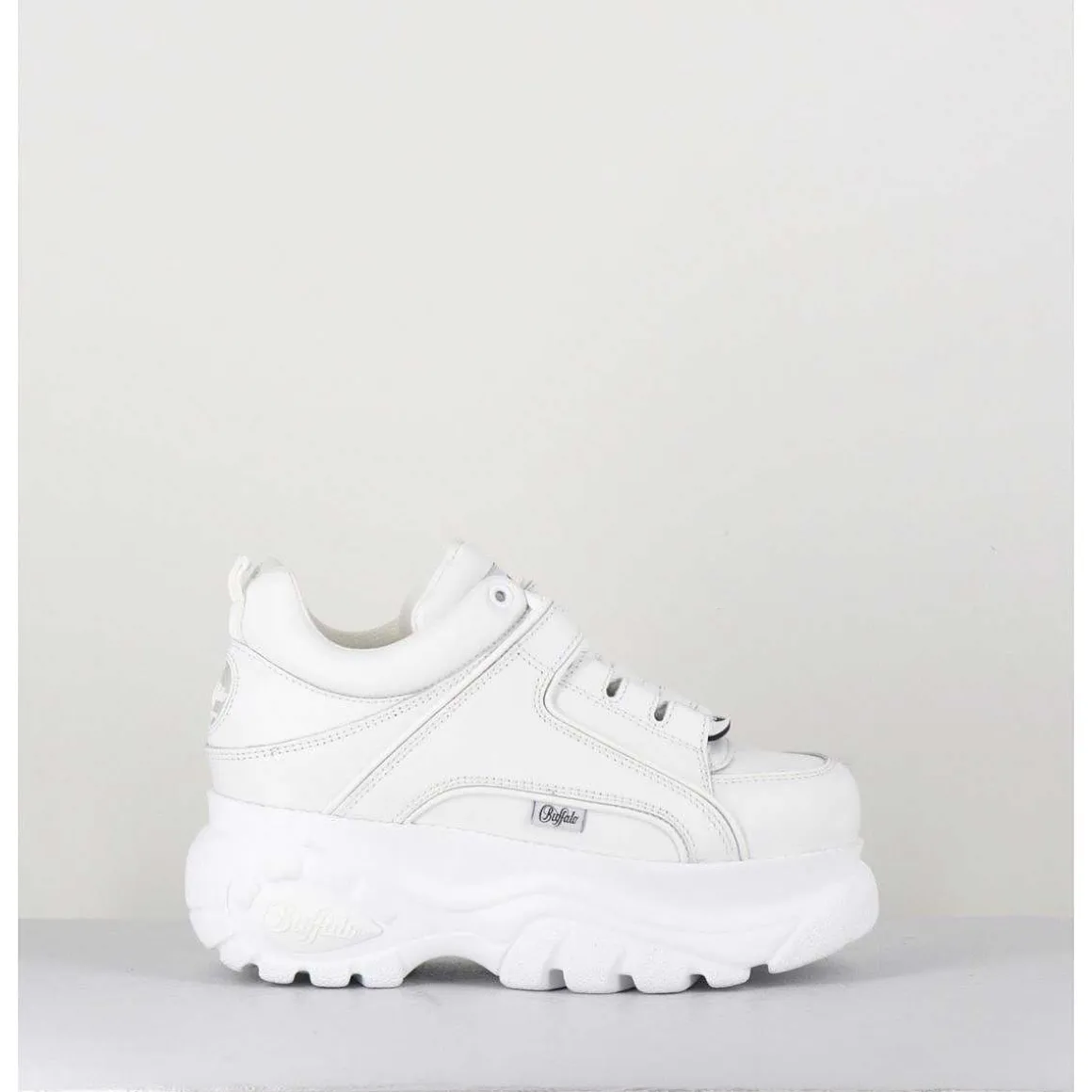 Sneakers En Cuir Lisse Blanc A Plateforme Buffalo Original - 1339 White