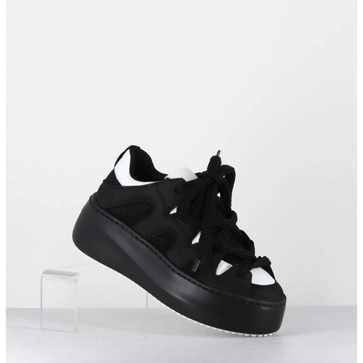 Sneakers En Cuir Noir & Blanc Y2K - 1D7366D Nabuck Black