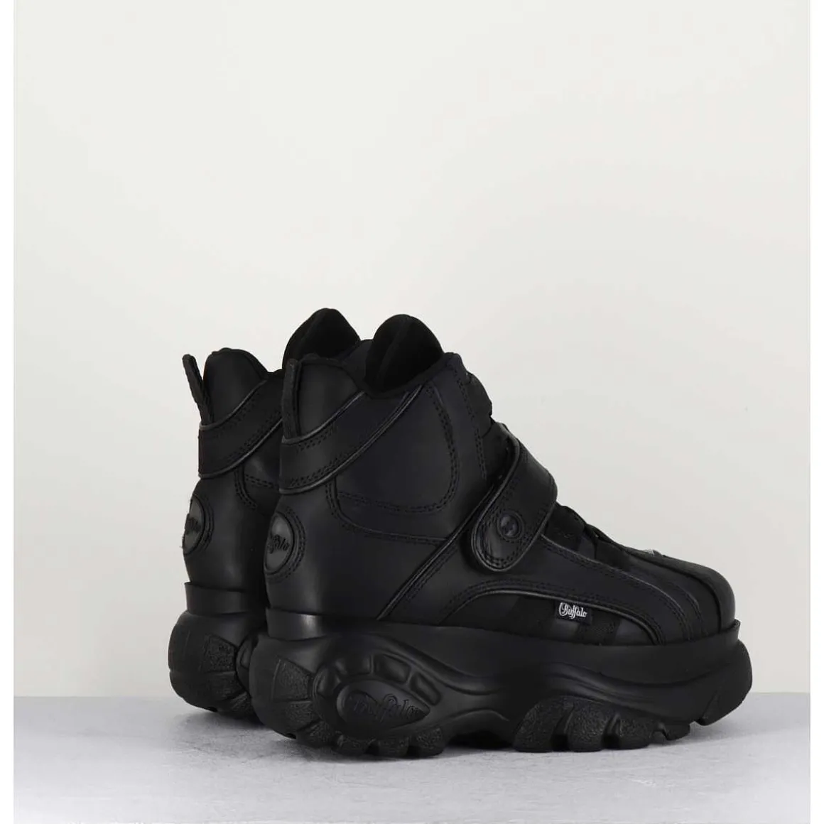 Sneakers Hautes A Plateforme Buffalo Original Cuir Noir - 1348 Noir