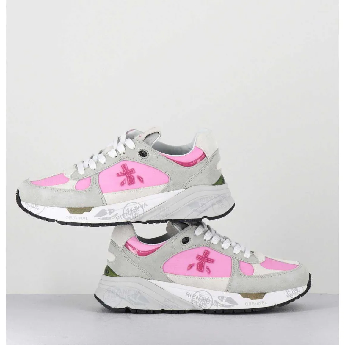 Sneakers 90S En Toile Rose Semelle Epaisse - Mased 6254