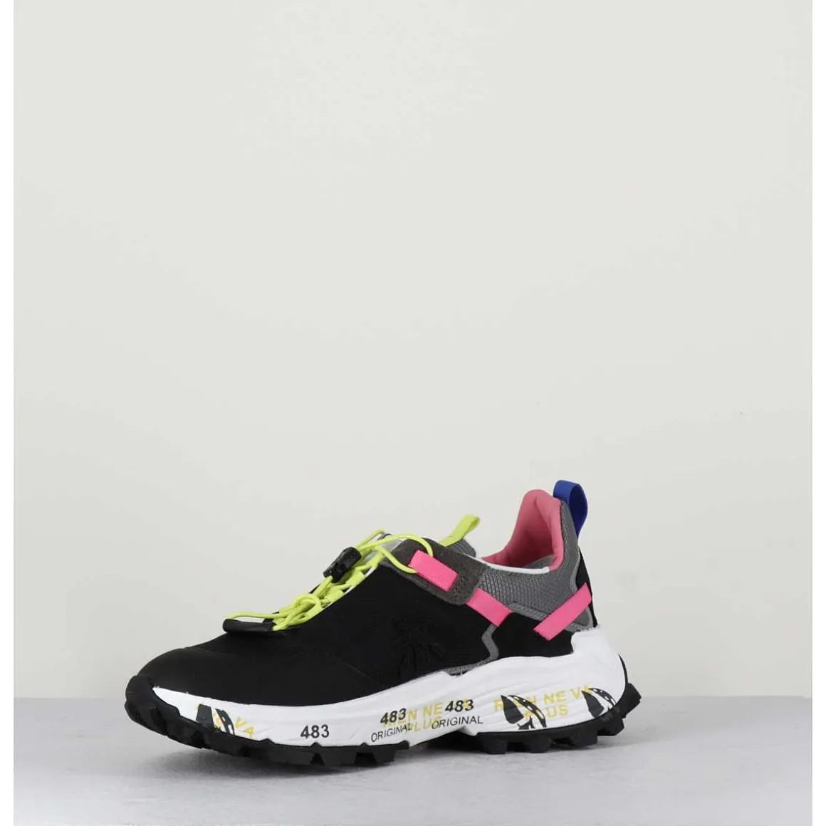 Sneakers Track Sole Toile Noir & Elastique Fluo - Crossd 257