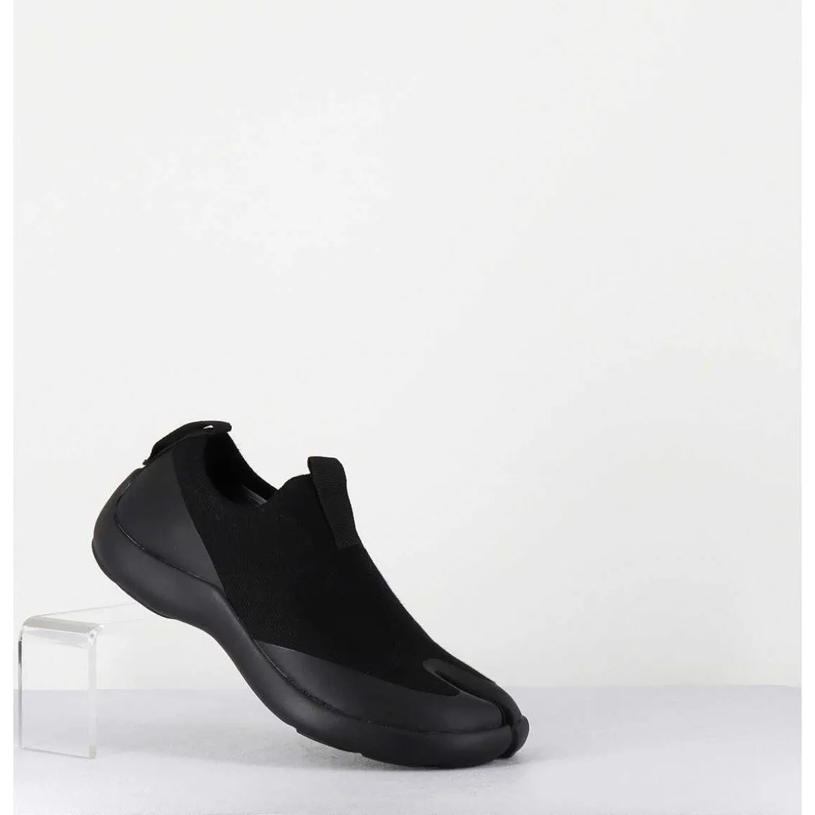 Tabi Shoe-Off Black