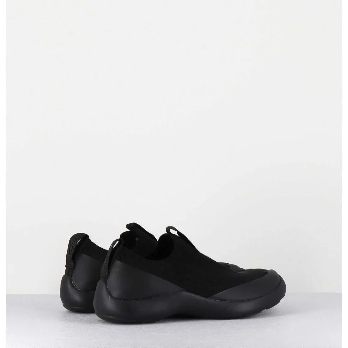 Tabi Shoe-Off Black