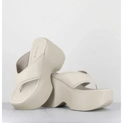 Tongs Compensees En Cuir Creme - 1C6750D Travel Osso
